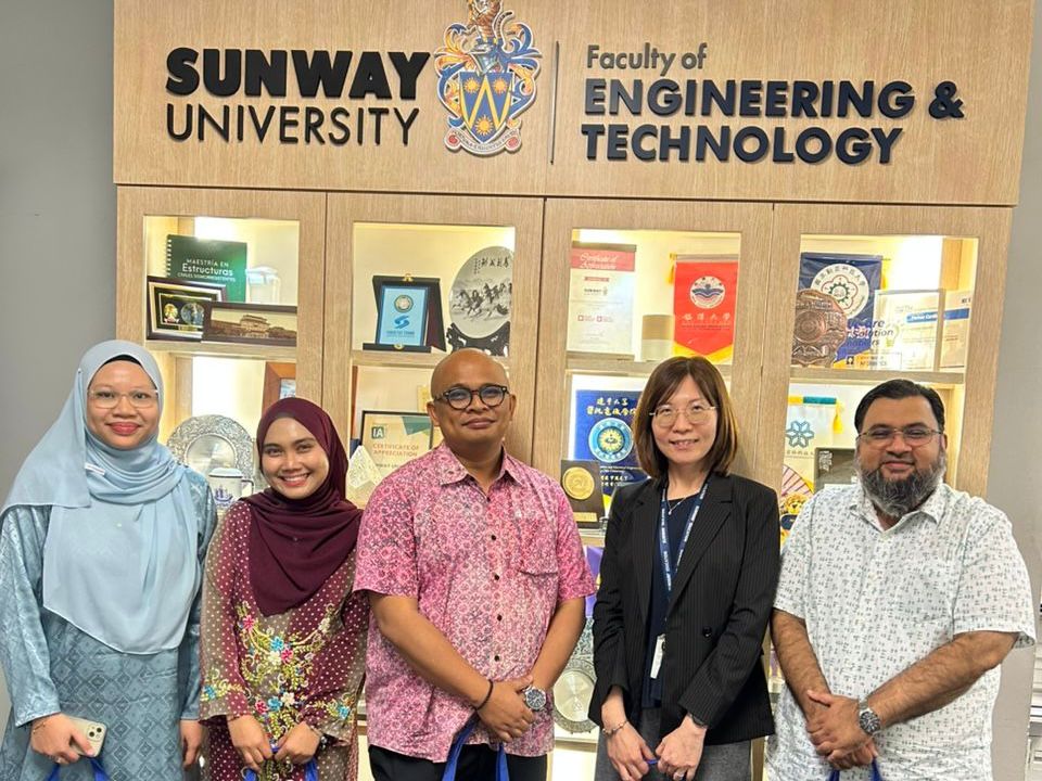 COURTESY CALL OF THE REGISTRAR MALAYSIA BOARD OF TECHNOLOGISTS TO THE DEPUTY DEAN (EDUCATION) SUNWAY UNIVERSITY