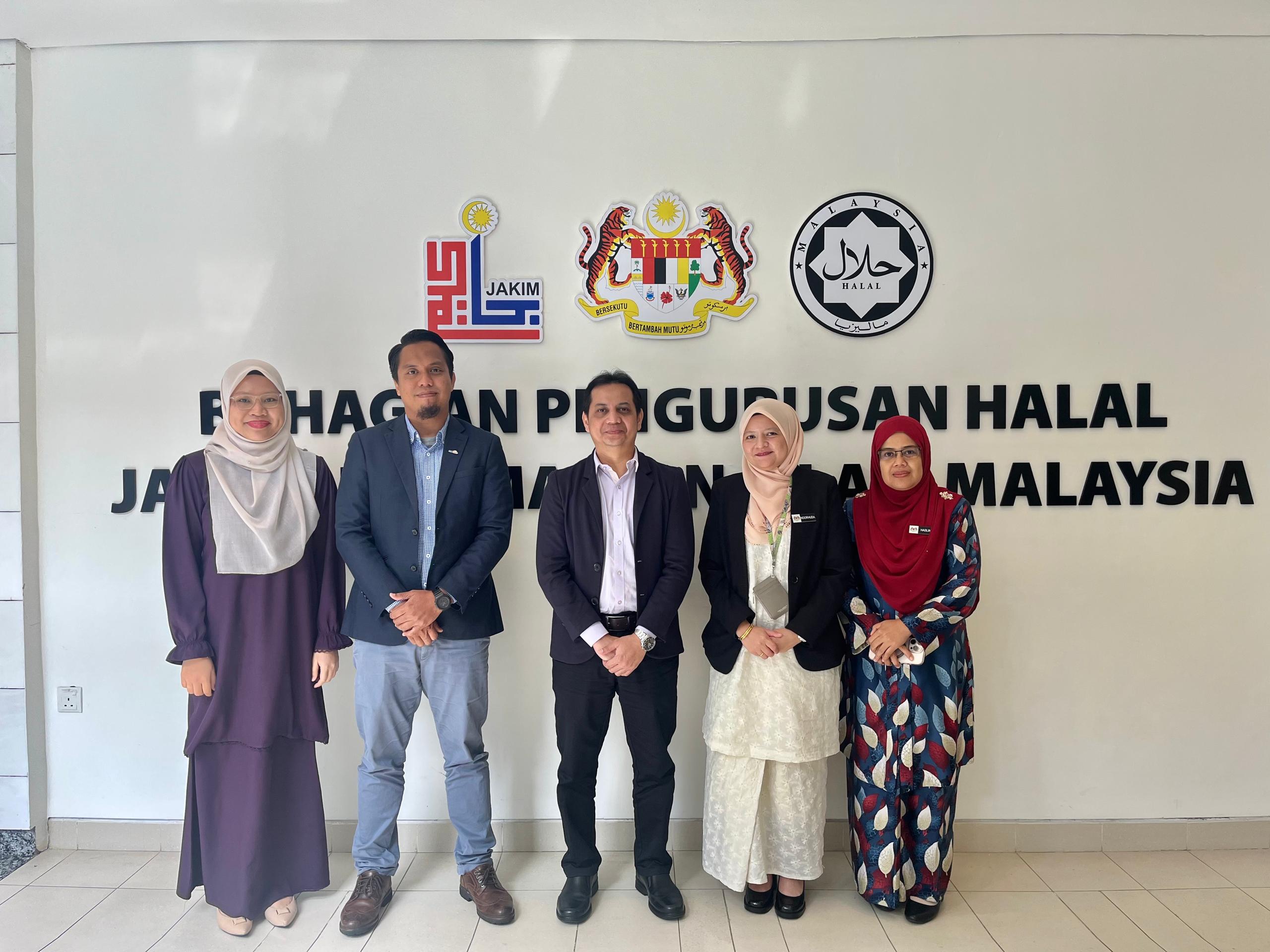 ENGAGEMENT WITH HALAL MANAGEMENT DIVISION, DEPARTMENT OF ISLAMIC DEVELOPMENT MALAYSIA (JAKIM): ESTABLISHMENT OF THE PUTRAJAYA ACCORD